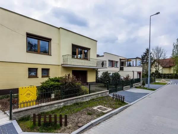 e-Stay Noclegi Sanatoryjna 52 19