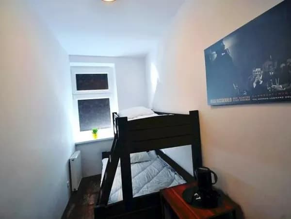 Blues Rooms 1