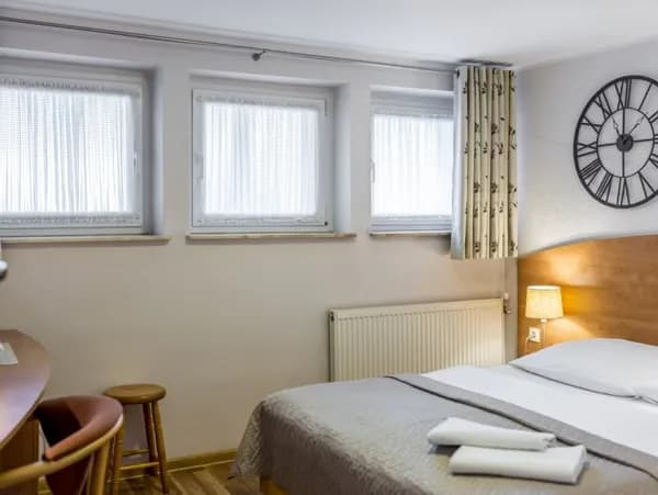 e-Stay Noclegi Sanatoryjna 52 3