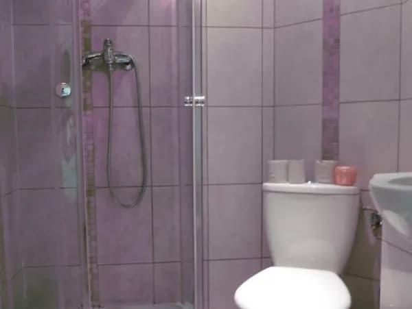 Pokoje z łazienkami "ORBI" 7